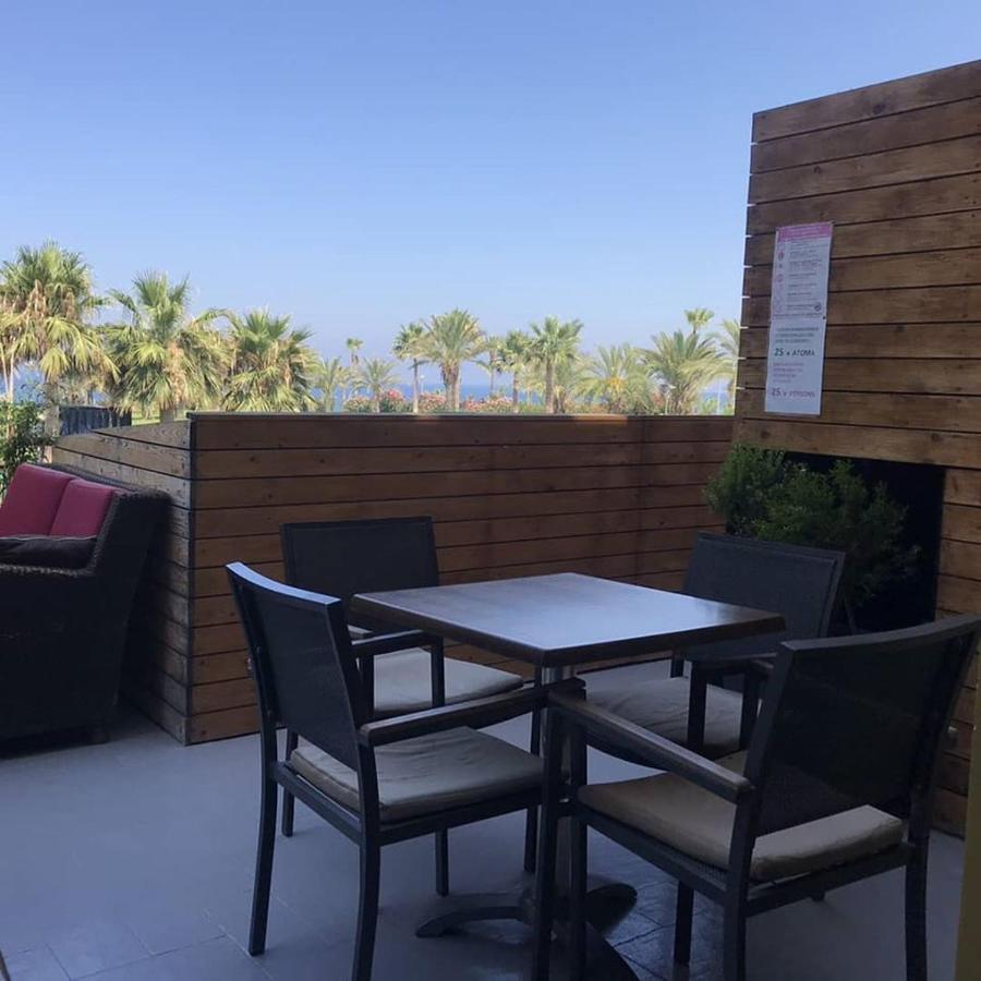 Terrazza Suites Paphos Eksteriør bilde