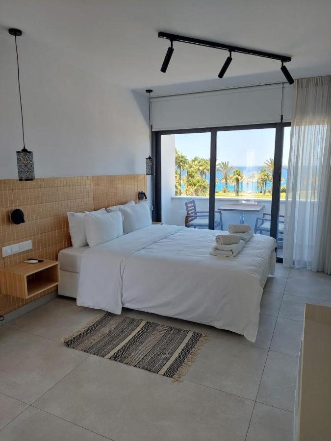 Terrazza Suites Paphos Eksteriør bilde