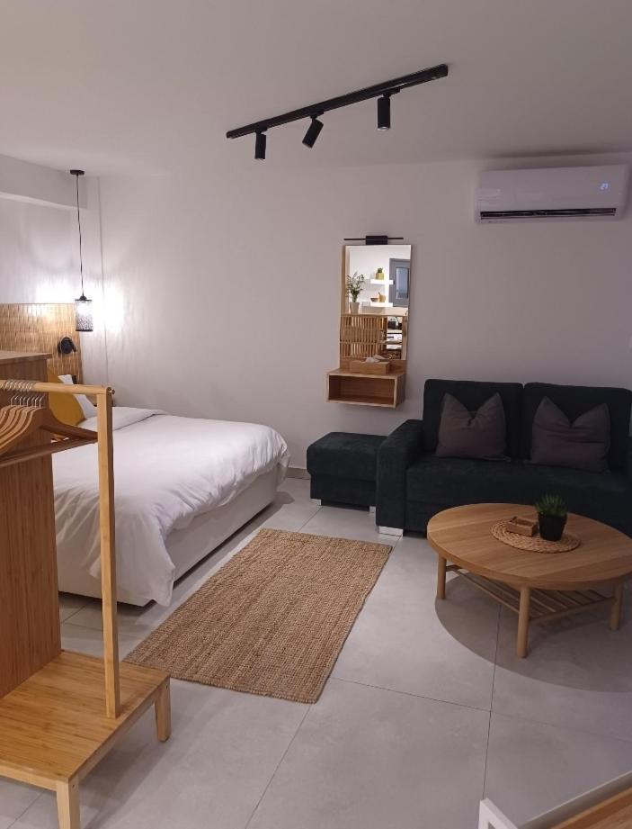 Terrazza Suites Paphos Eksteriør bilde